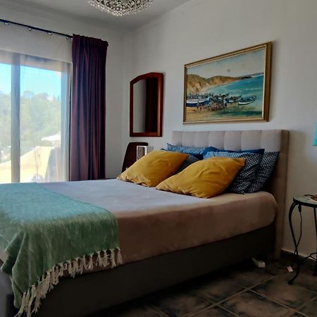 Centeanes Beach Apartment Carvoeiro  Eksteriør billede