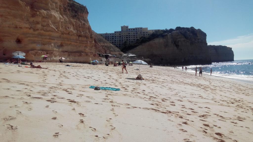 Centeanes Beach Apartment Carvoeiro  Eksteriør billede