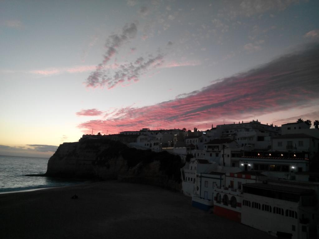 Centeanes Beach Apartment Carvoeiro  Eksteriør billede